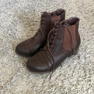 Brown boots